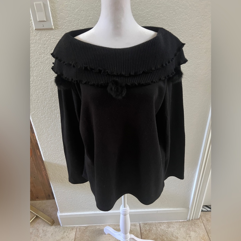 Women’s Top, Lennie for Nina Leonard, Black, Full Sleeve, Neck Detail, Size L